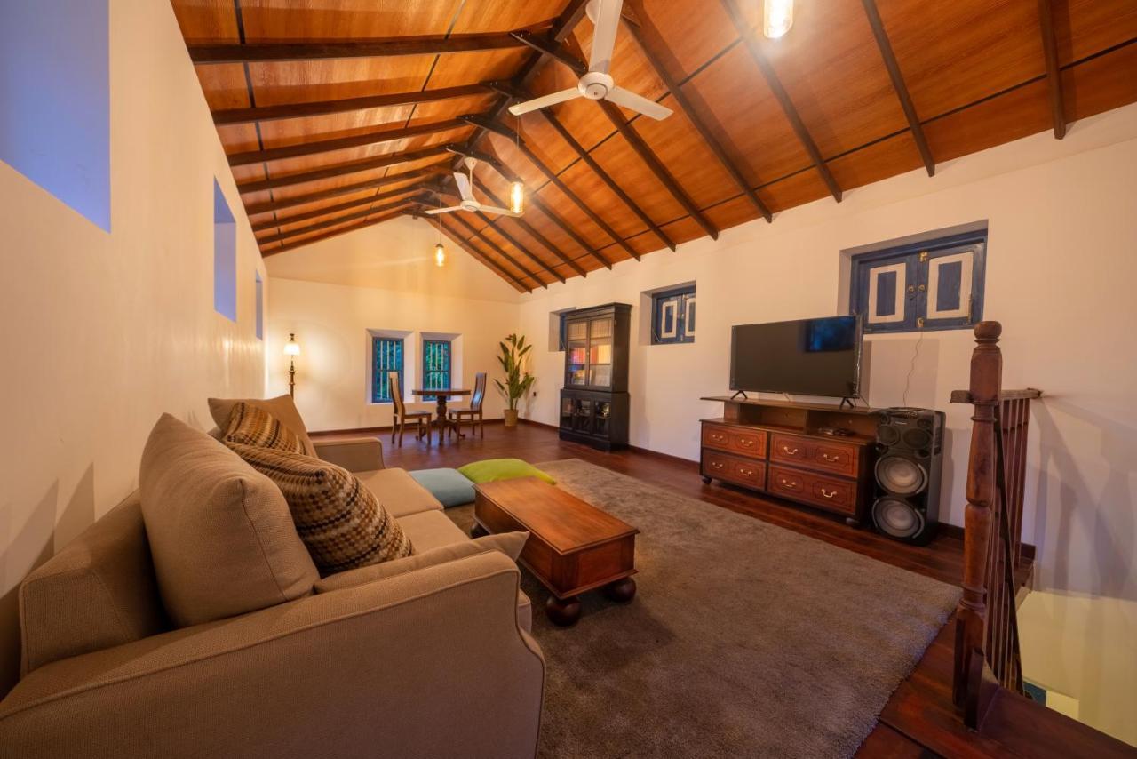 5Br Luxury Villa With Pool The Blues Mihiripenne Exterior photo